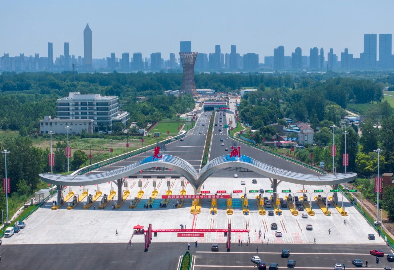 芜湖城南过江隧道项目江南隔声罩制安工程 芜湖城南过江隧道项目江南隔声罩制安工程